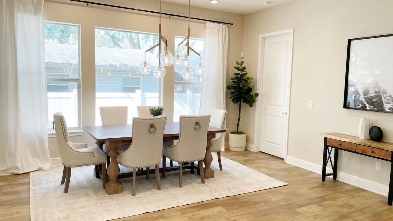 Photo of Livingroom in Ballast Point