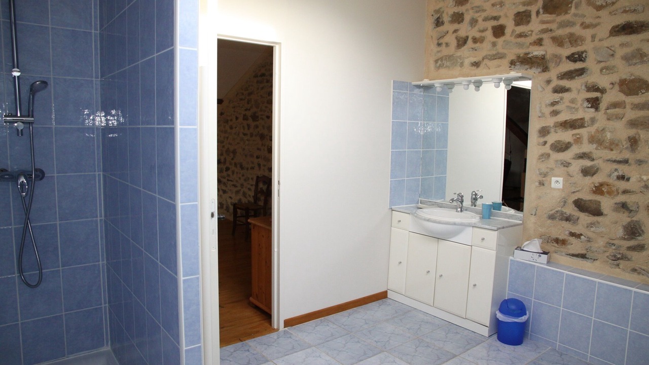 Photo of Bathroom in Laparrouquial