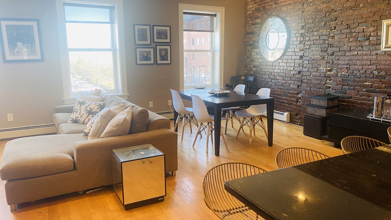 Photo of Livingroom in North End