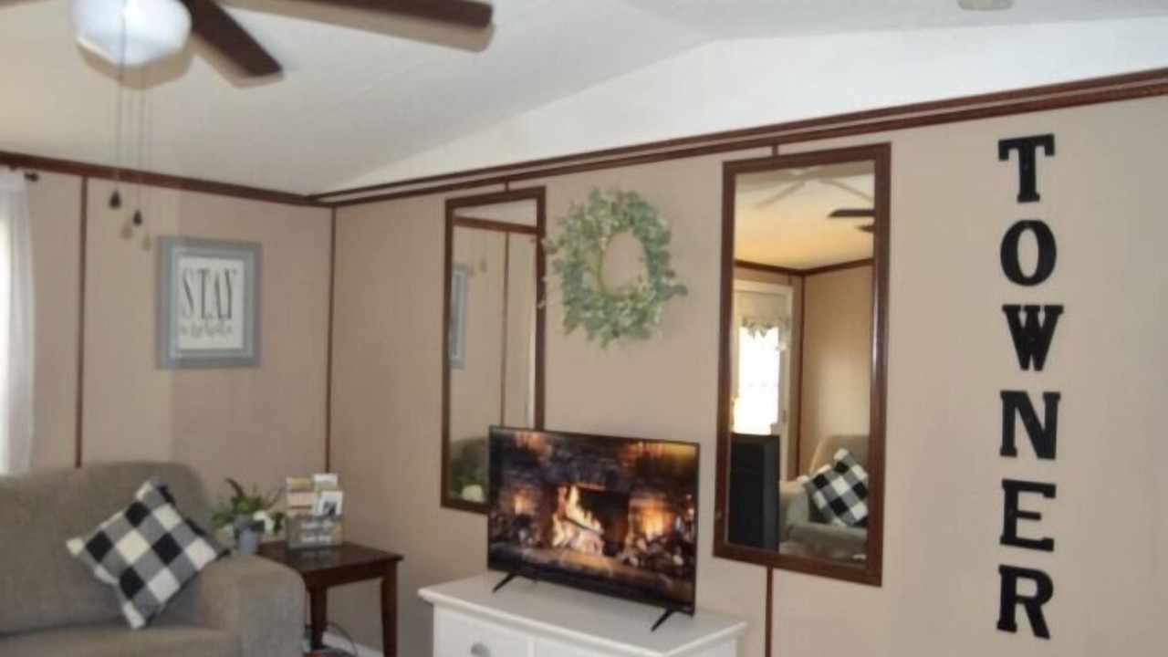 Photo of Livingroom in Stanton
