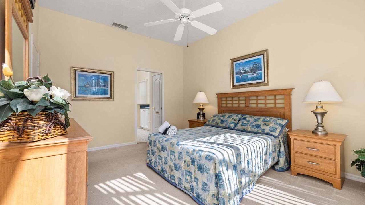 Photo of Bedroom in Tuscan Hills