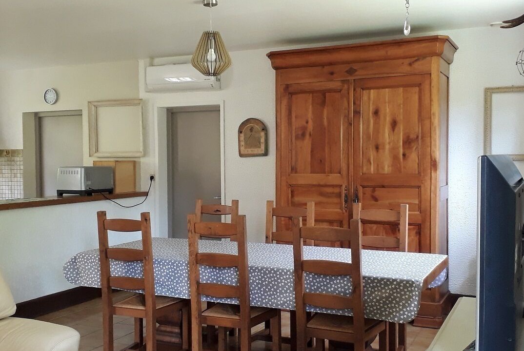 Photo of Others in Barro