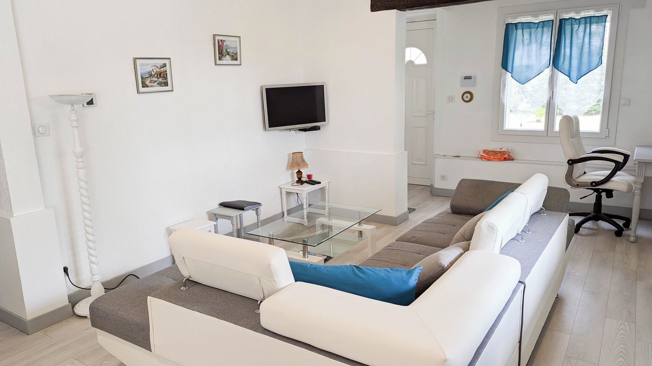 Photo of Livingroom in Aigues-Mortes