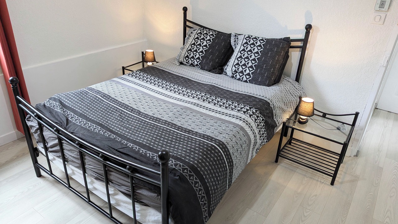 Photo of Bedroom in Aigues-Mortes