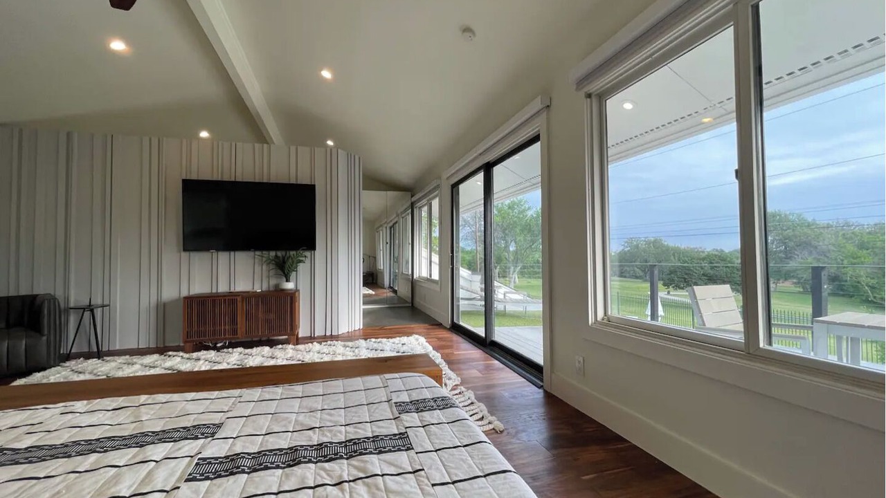 Photo of Bedroom in Pleasant Valley