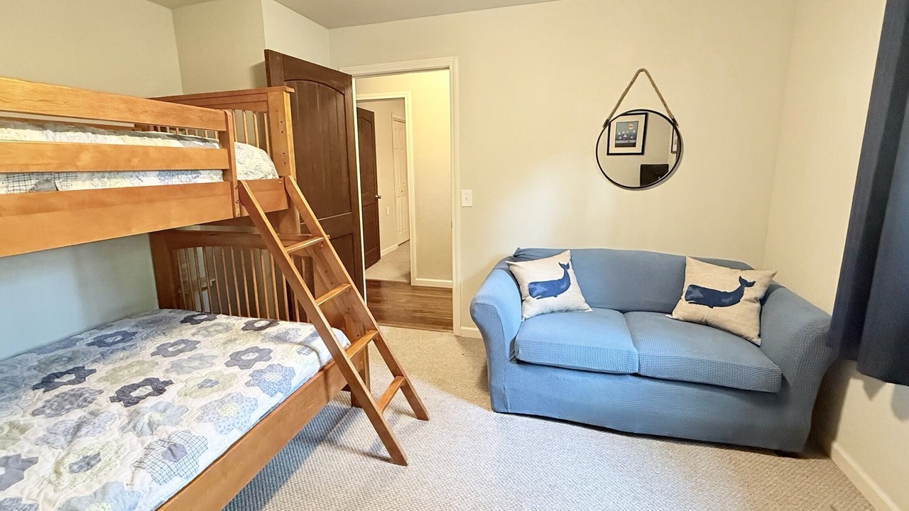 Photo of Bedroom in Tumbling Shoals