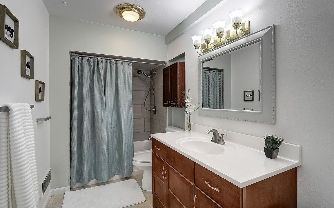 Photo of Bathroom in Picnic Point-North Lynnwood