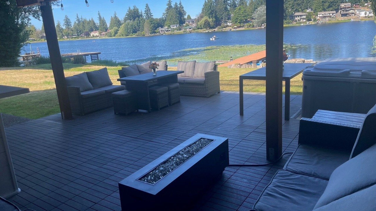 Photo of Patio Balcony in Picnic Point-North Lynnwood