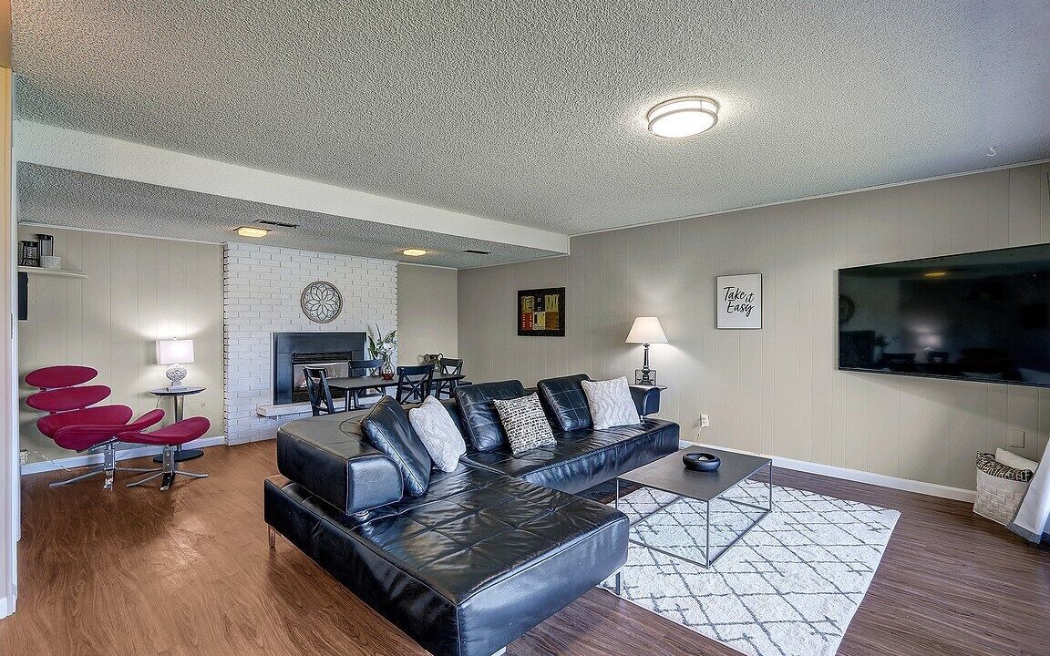 Photo of Livingroom in Picnic Point-North Lynnwood