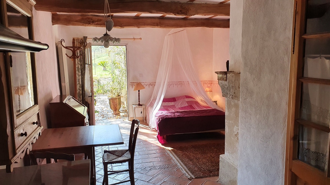 Photo of Bedroom in Saint-Paulet-de-Caisson