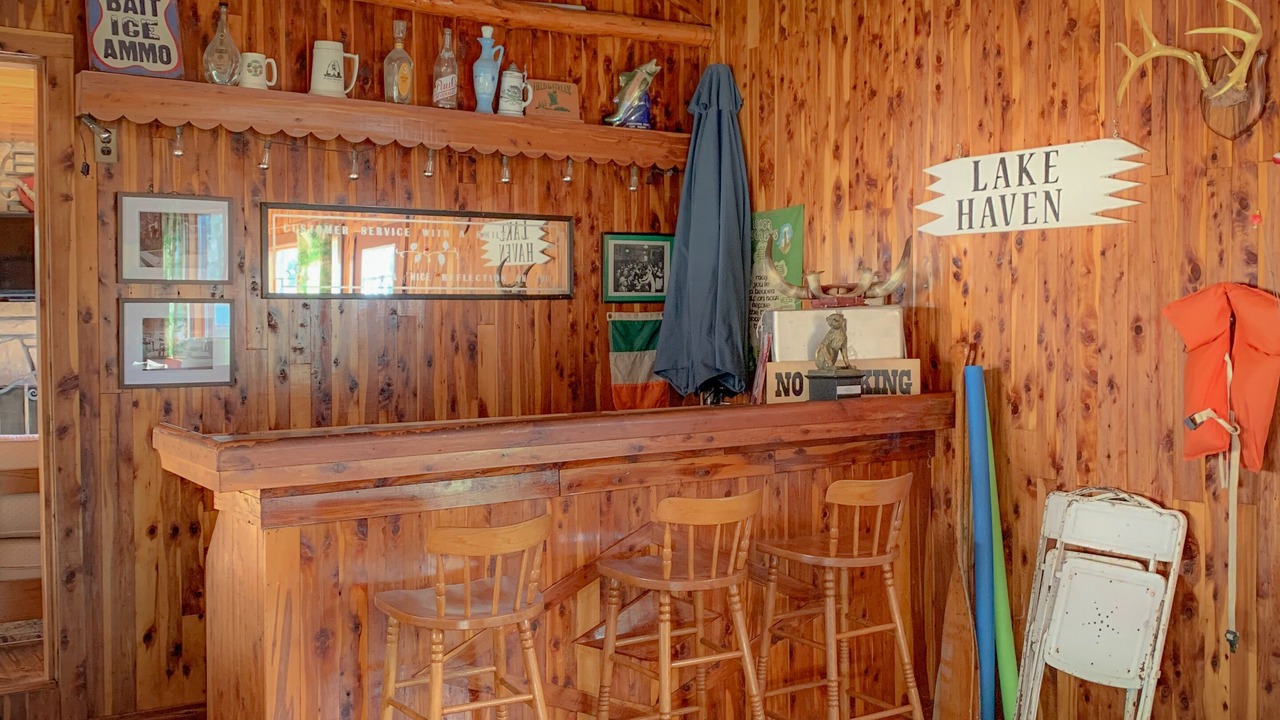 Photo of Bedroom in Pacific