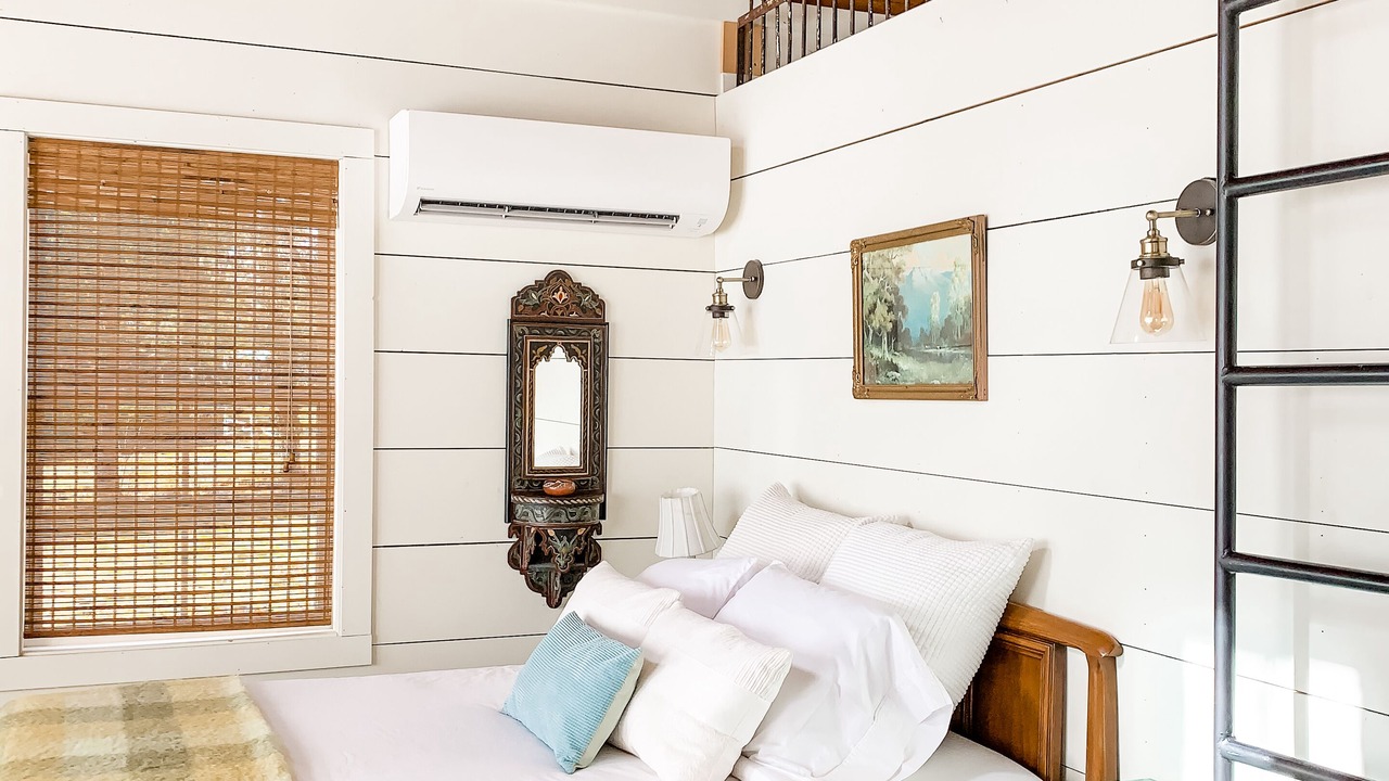 Photo of Bedroom in Pacific