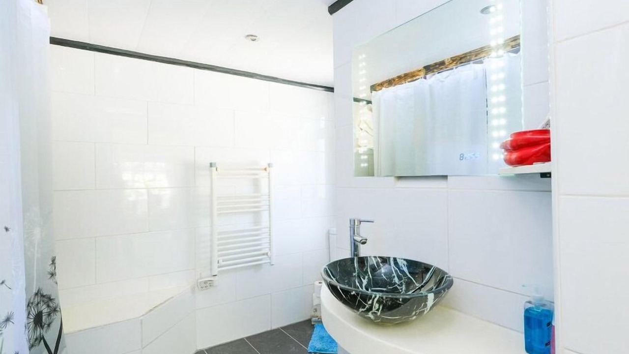 Photo of Bathroom in Seaton