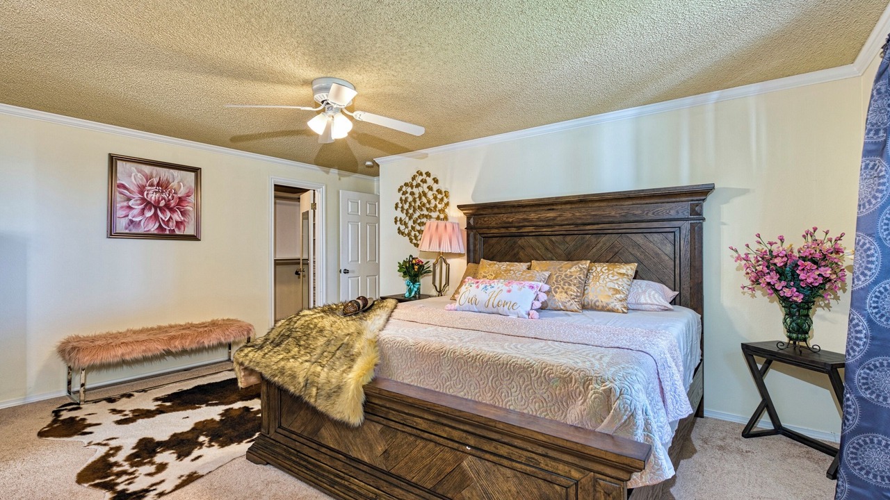 Photo of Bedroom in Cougar Mountain