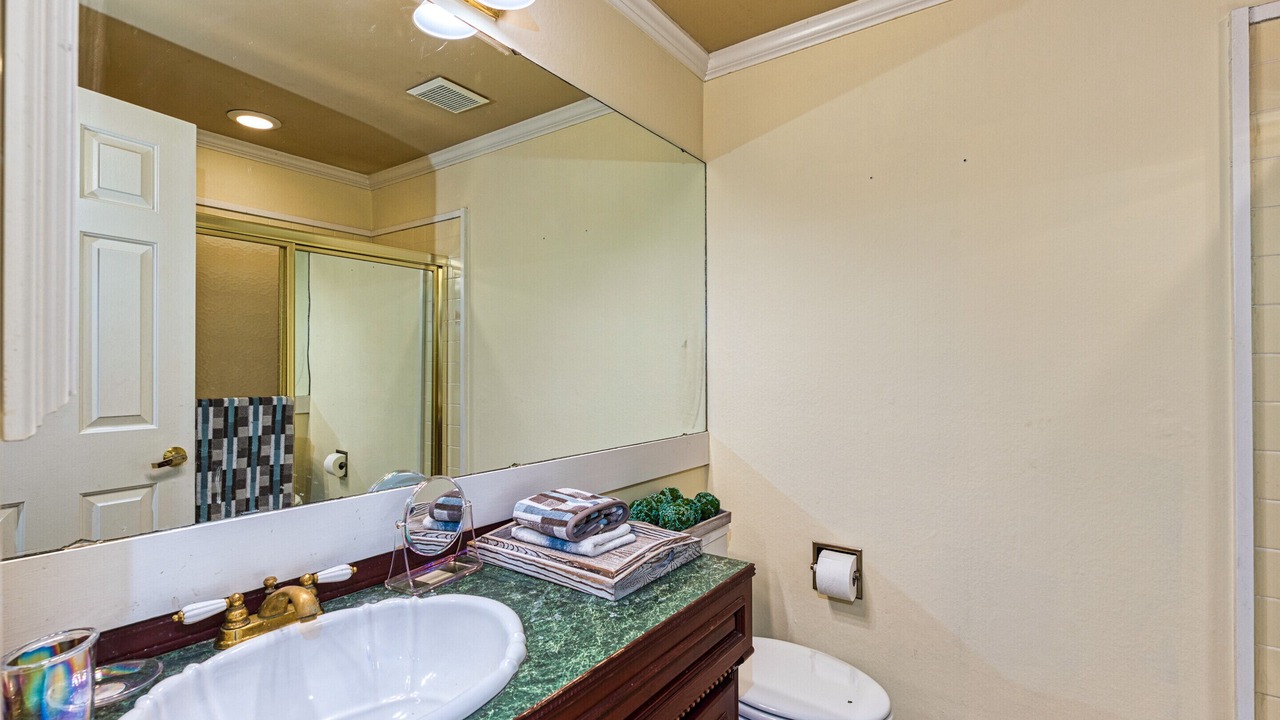 Photo of Bathroom in Cougar Mountain