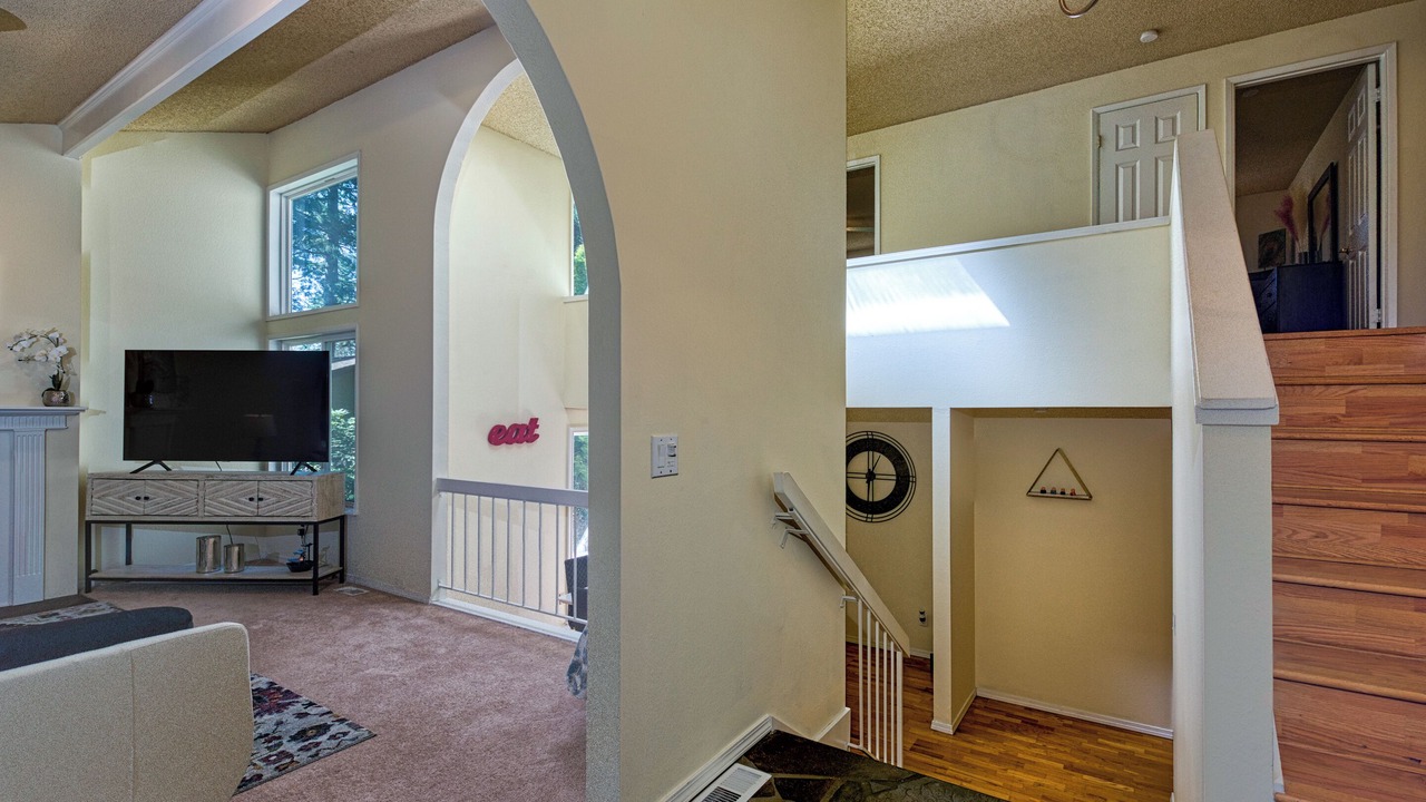 Photo of Others in Cougar Mountain