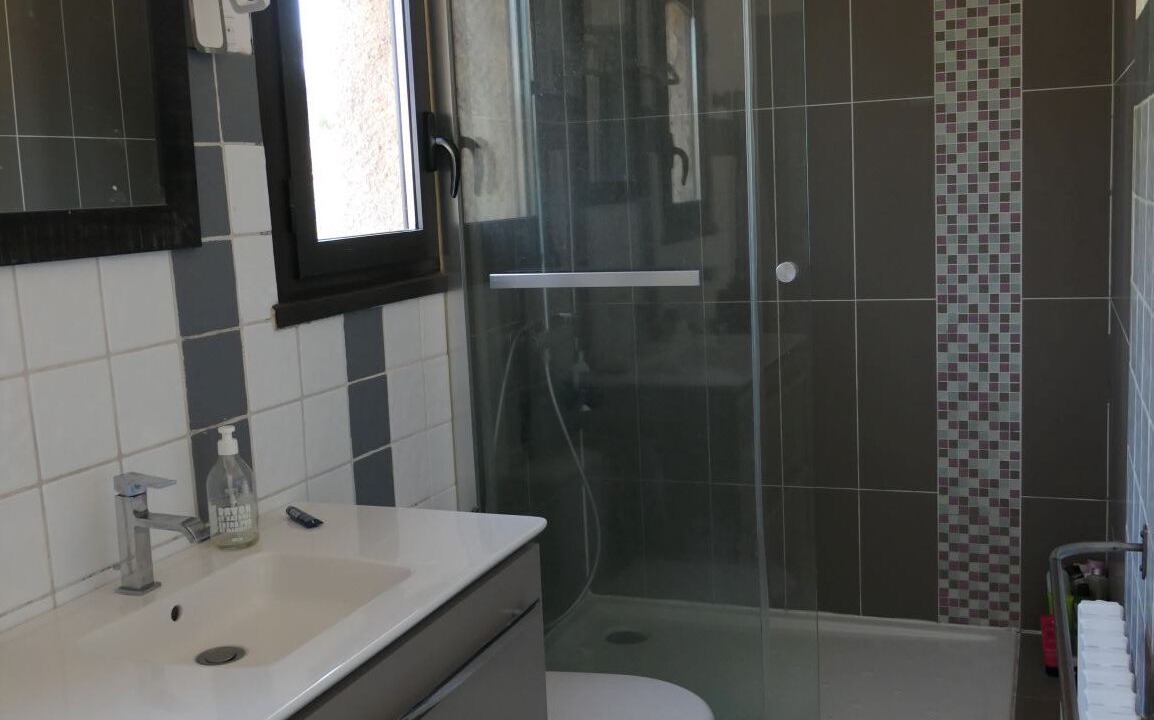 Photo of Bathroom in Cabries