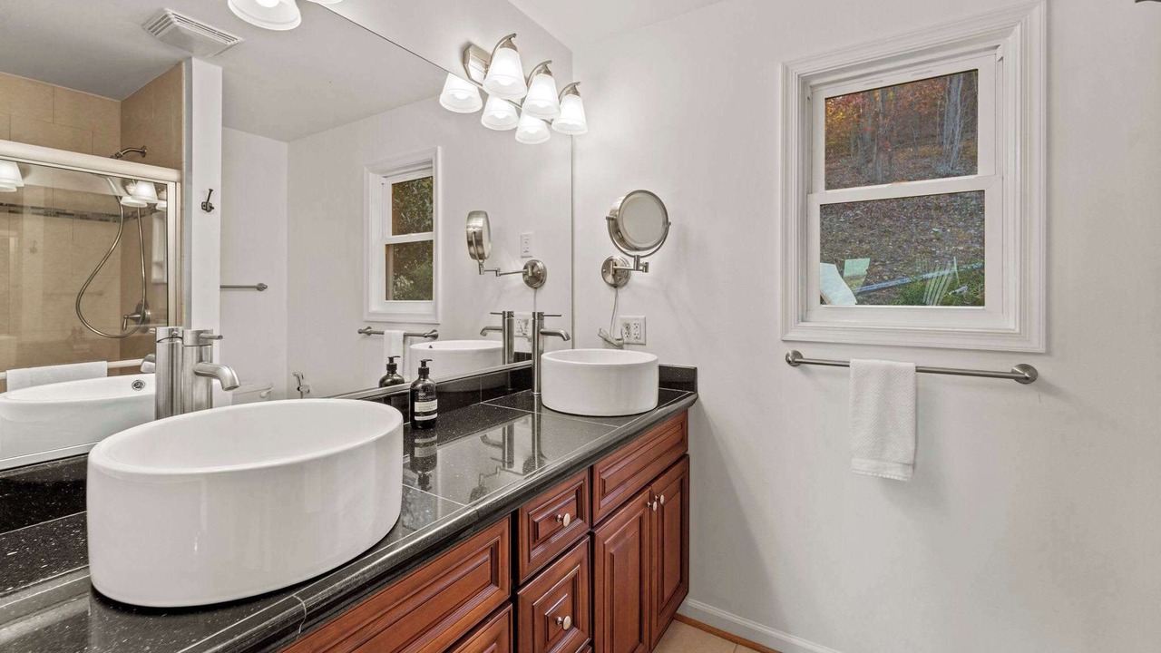 Photo of Bathroom in Front Royal
