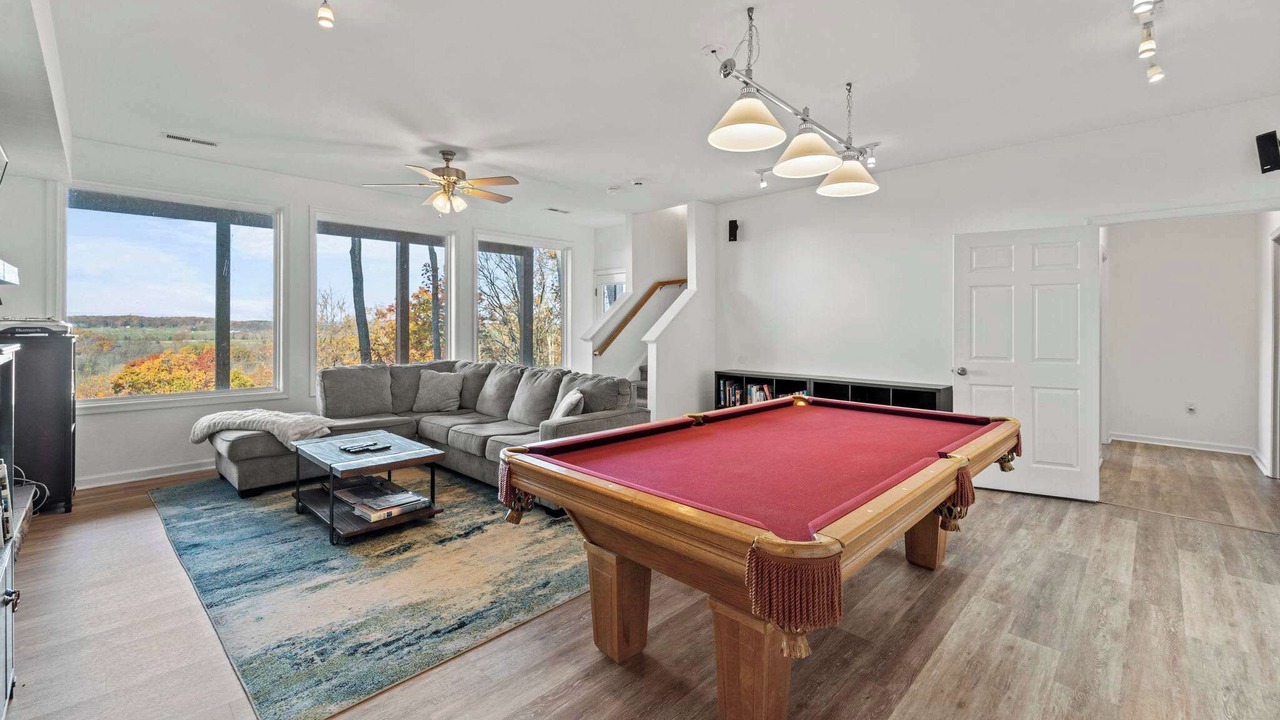Photo of Livingroom in Front Royal