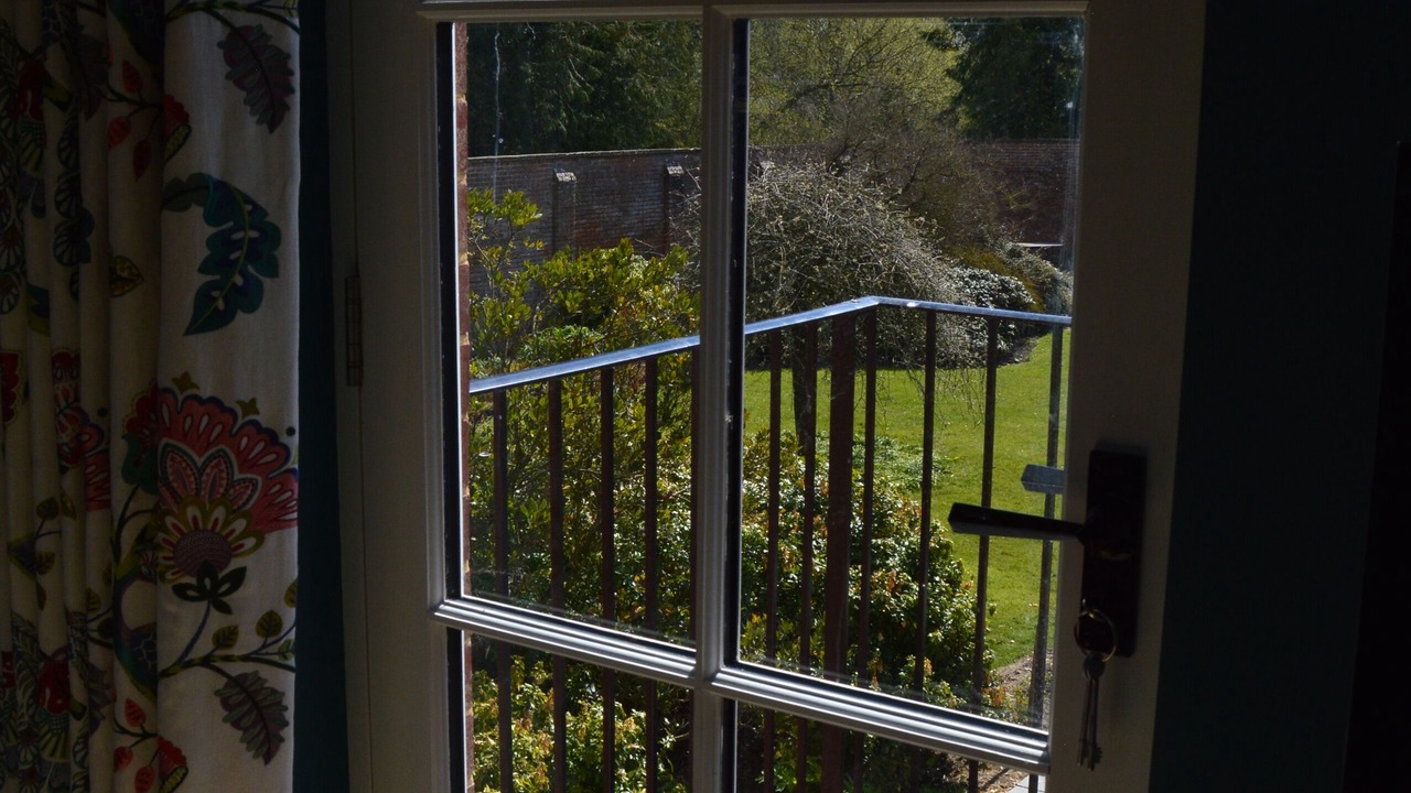 Photo of Others in Alton Barnes