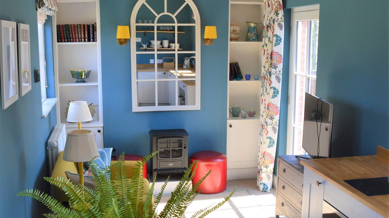 Photo of Others in Alton Barnes