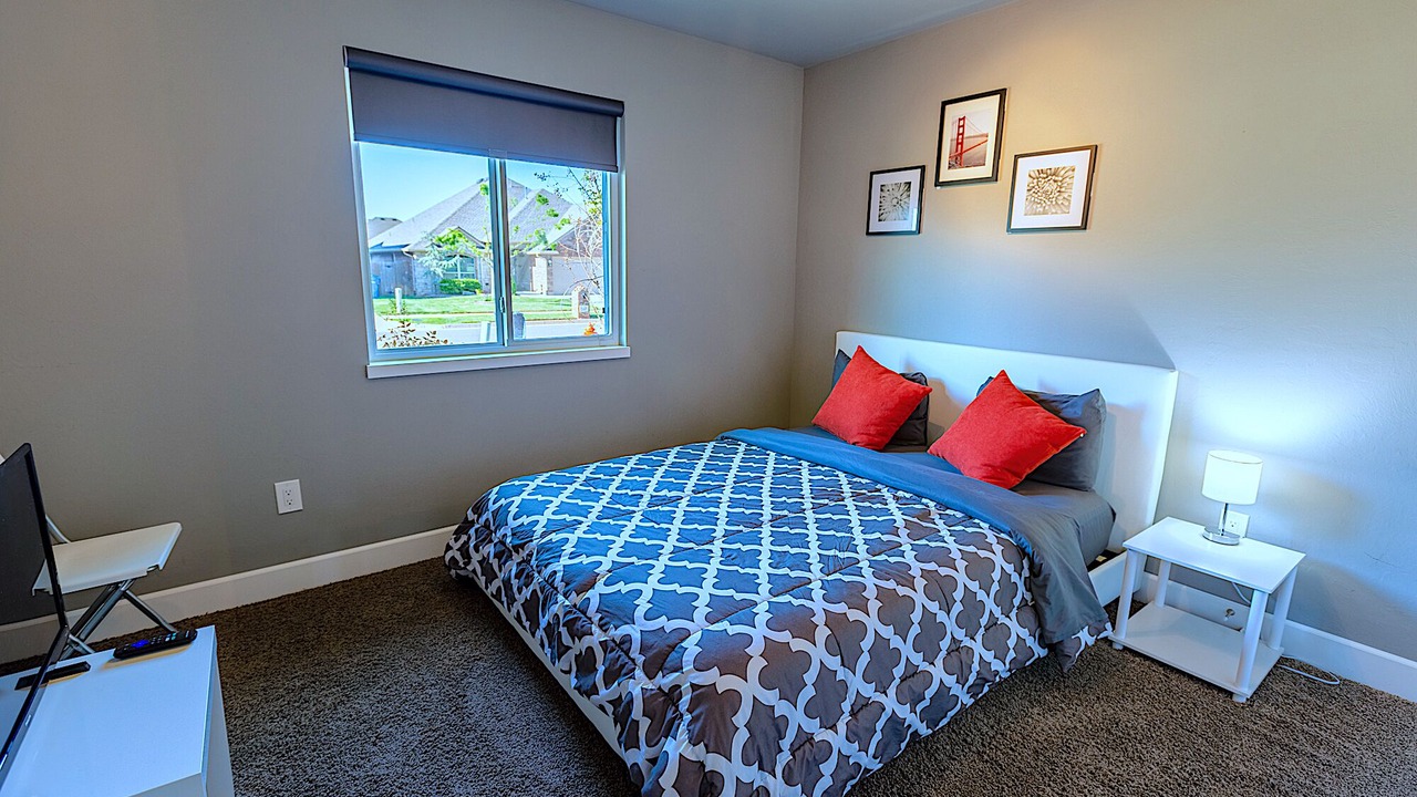 Photo of Bedroom in Edmond