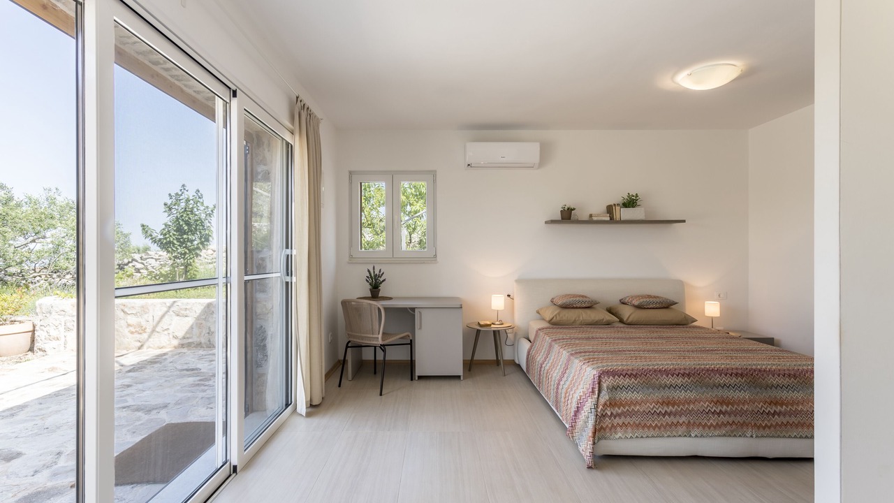 Photo of Bedroom in Grohote