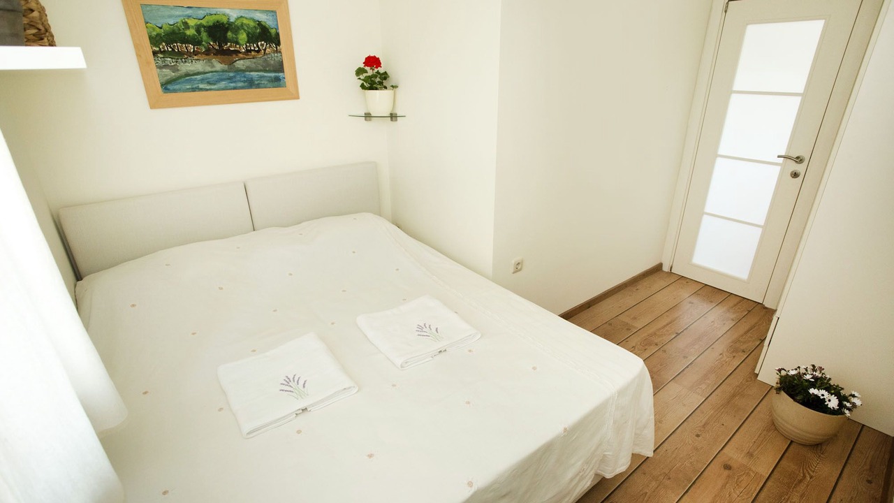 Photo of Bedroom in Grohote