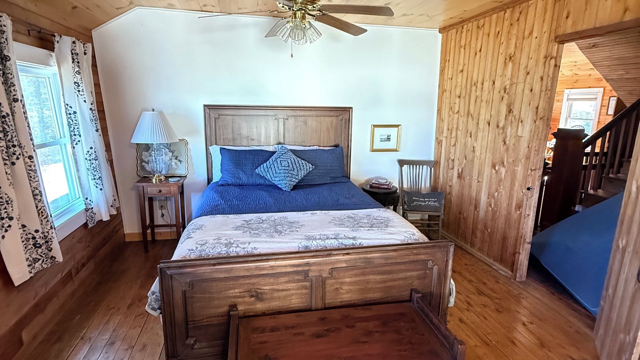 Photo of Bedroom in Castleton