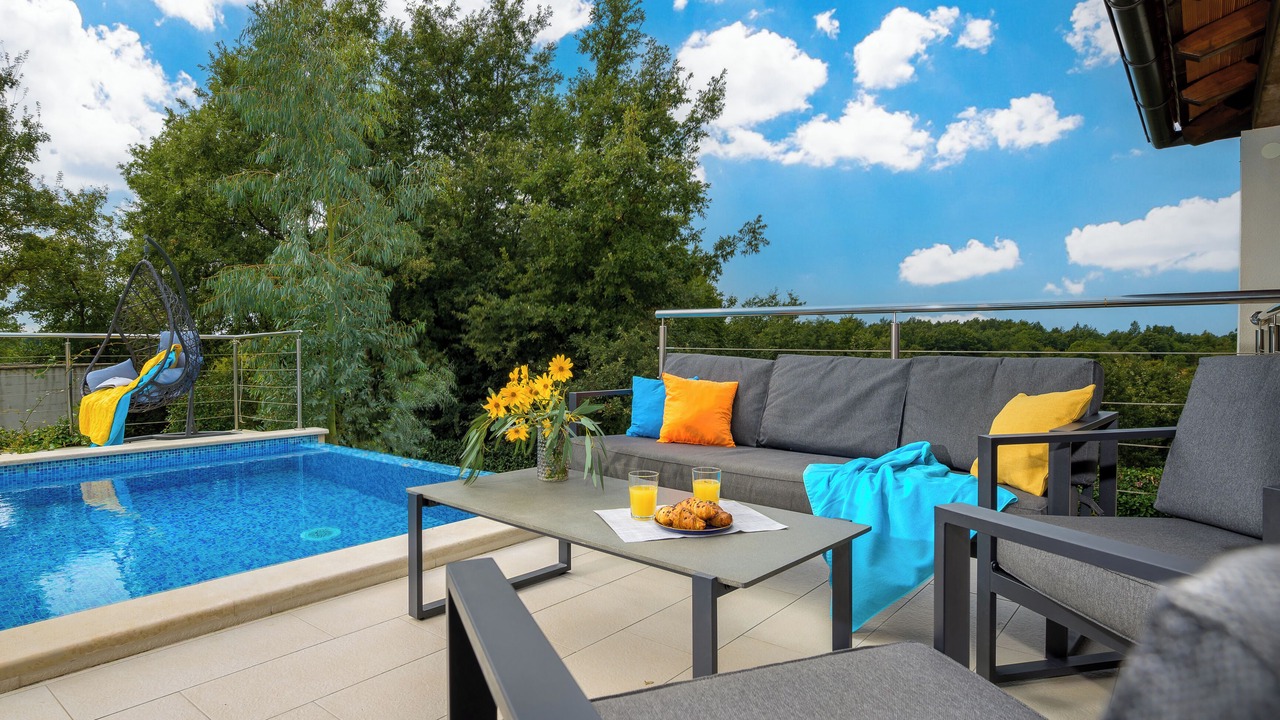 Photo of Outdoor in Kringa