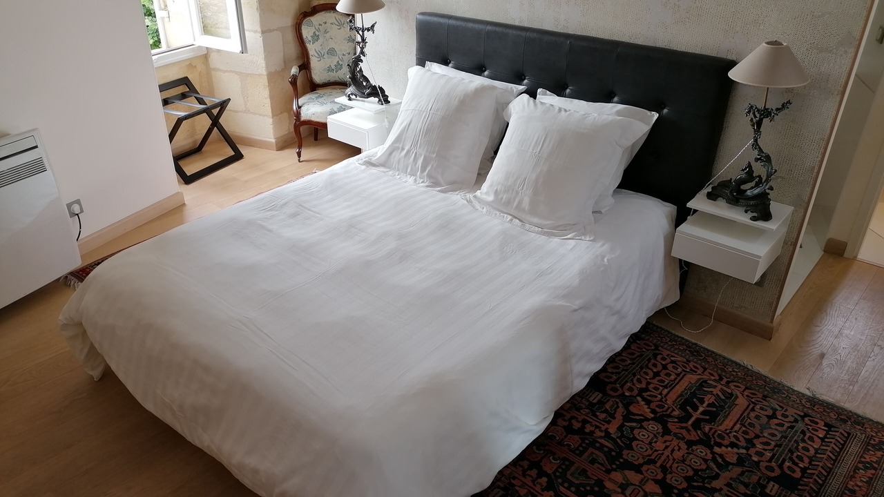 Photo of Bedroom in Saint-Emilion