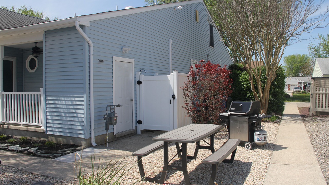 Photo of Outdoor in Village Green