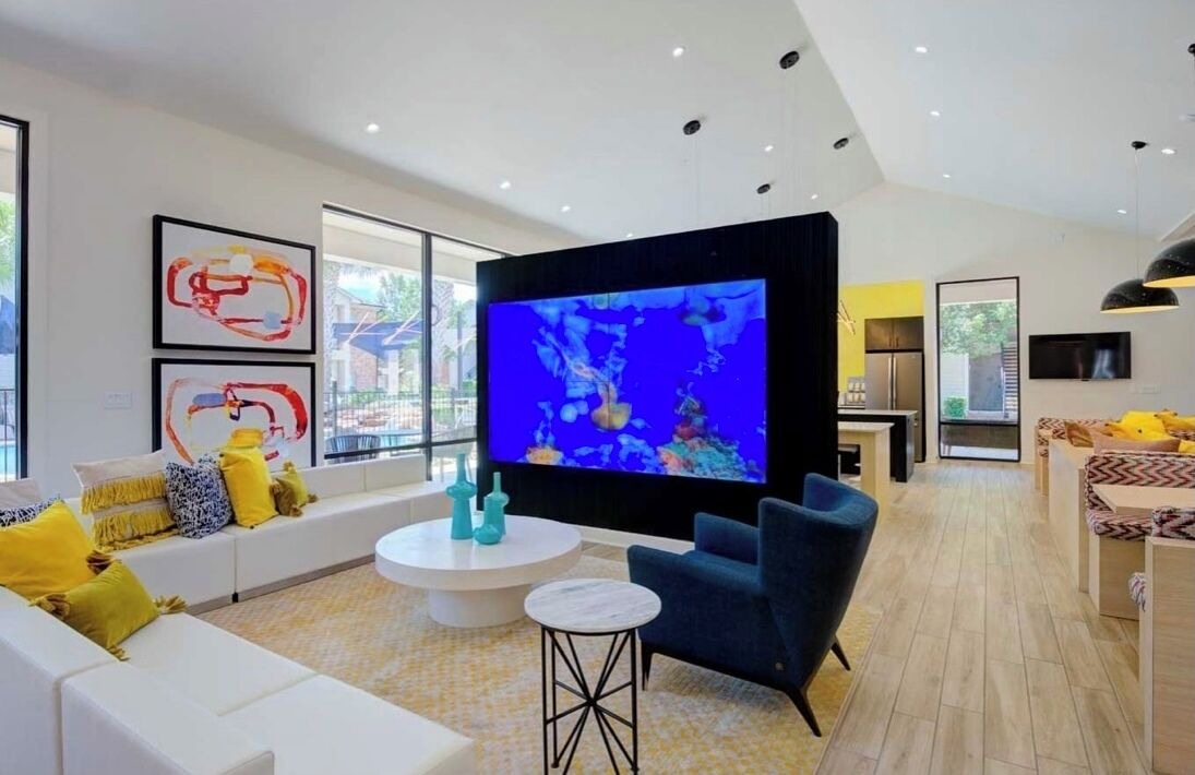 Photo of Livingroom in South Main