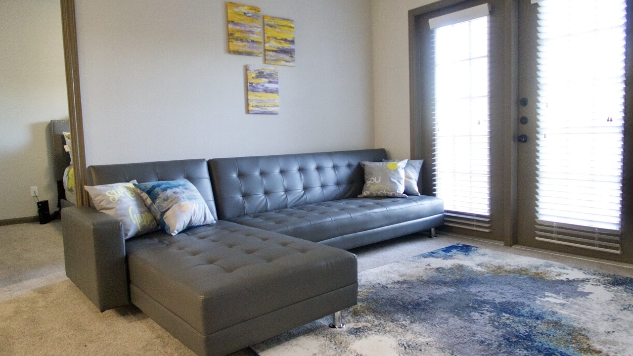 Photo of Livingroom in South Main