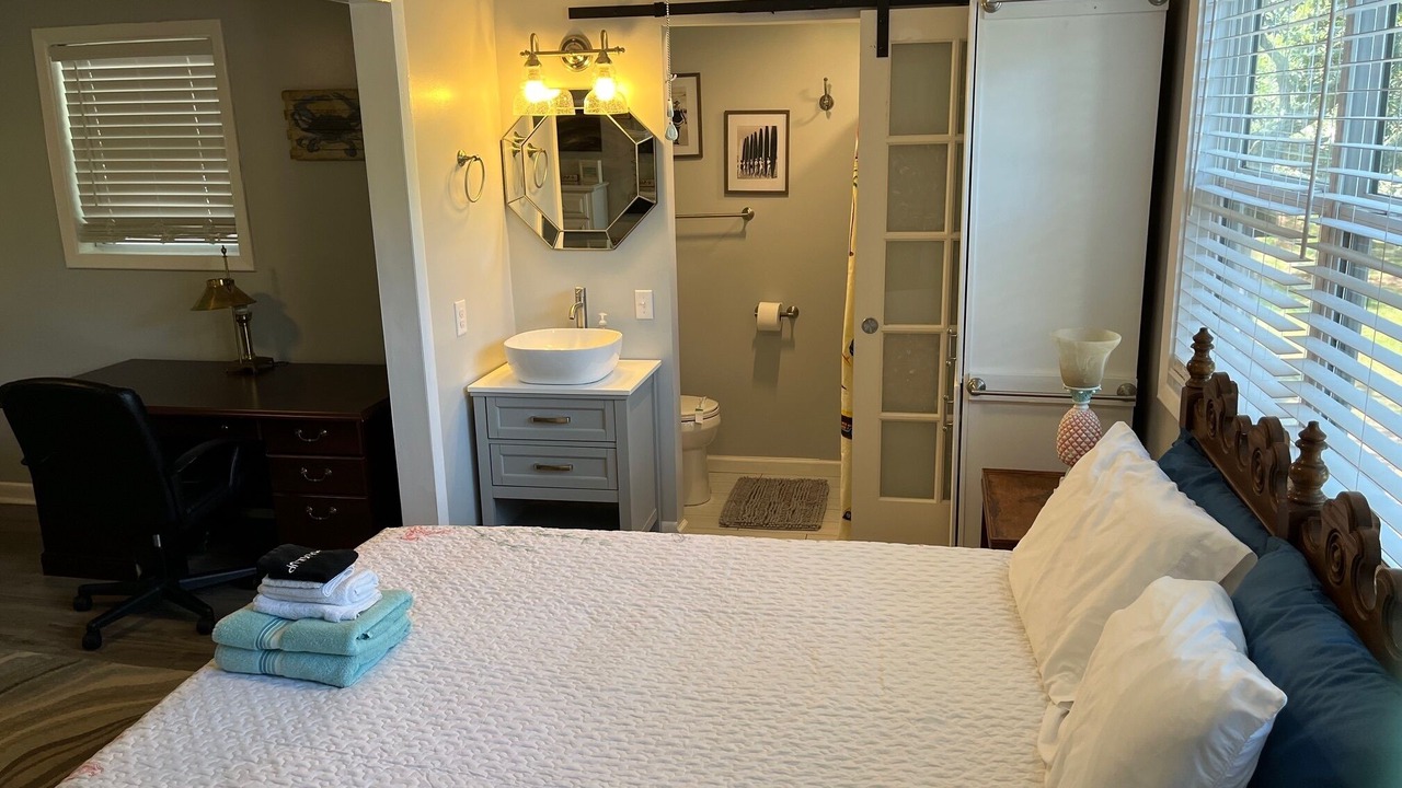 Photo of Bedroom in Tranquil Harbour
