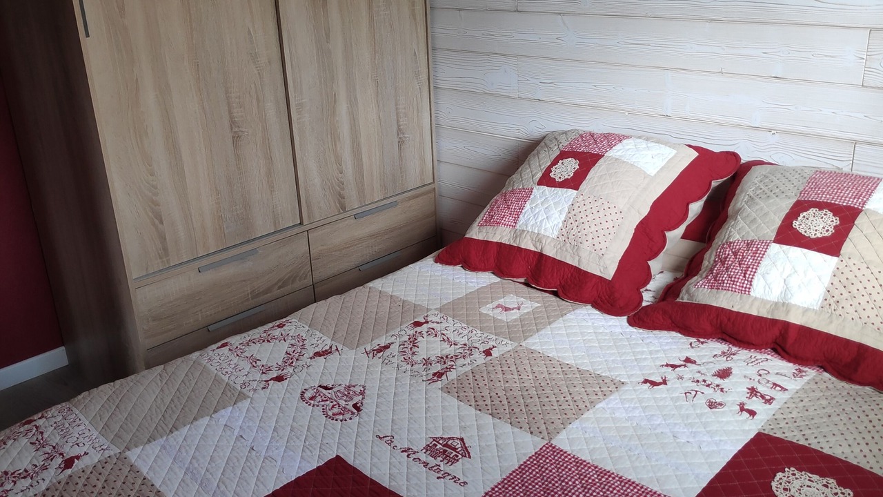 Photo of Bedroom in Saint-Leger-de-Fougeret