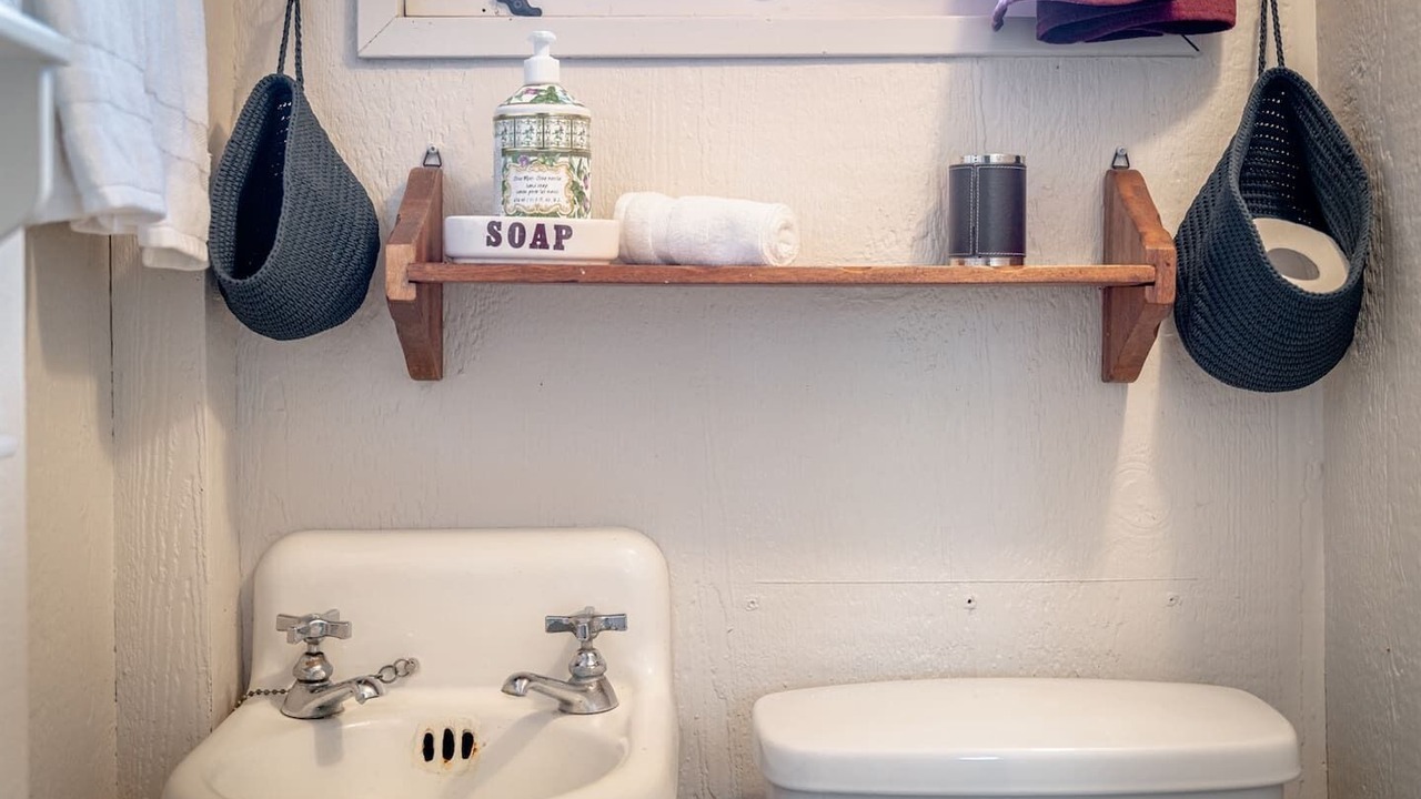Photo of Bathroom in Leamington
