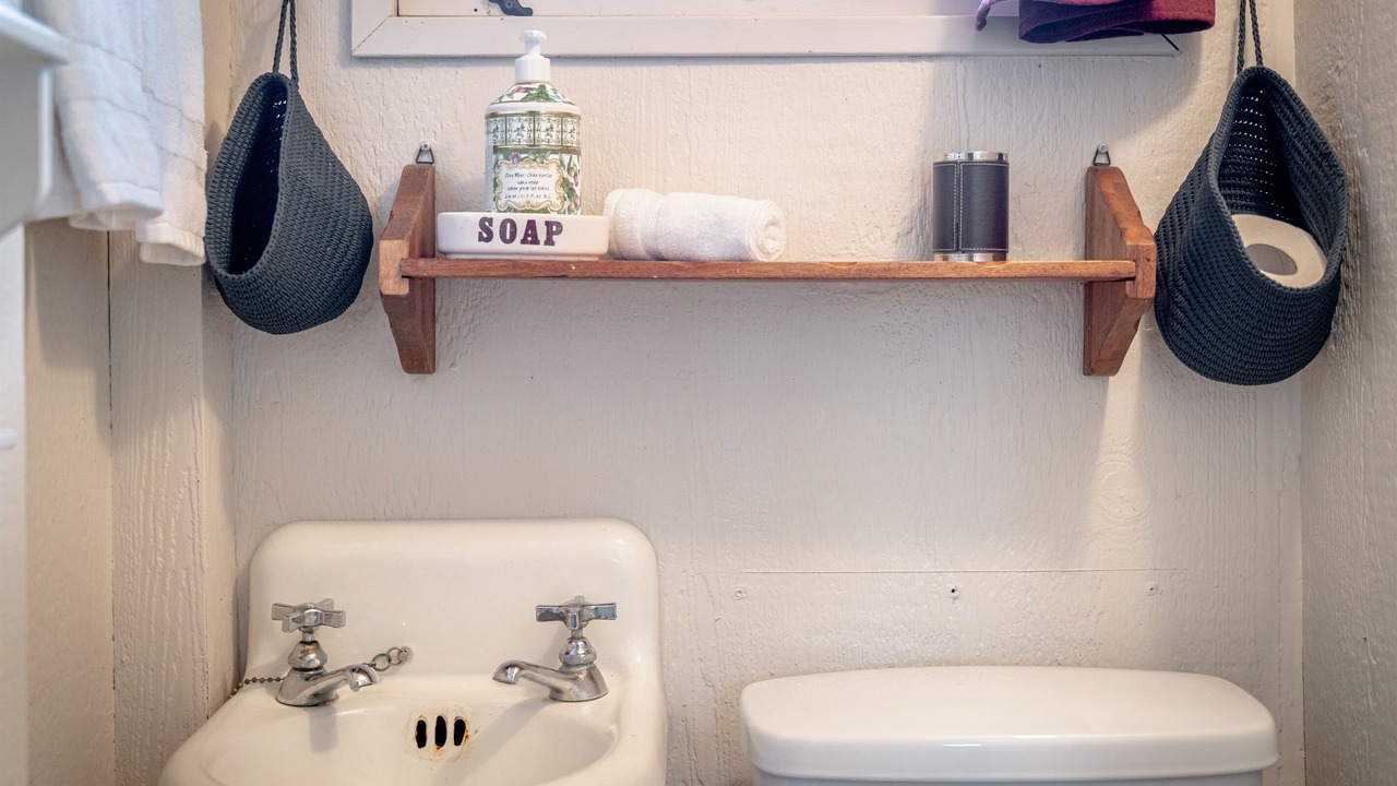 Photo of Bathroom in Leamington