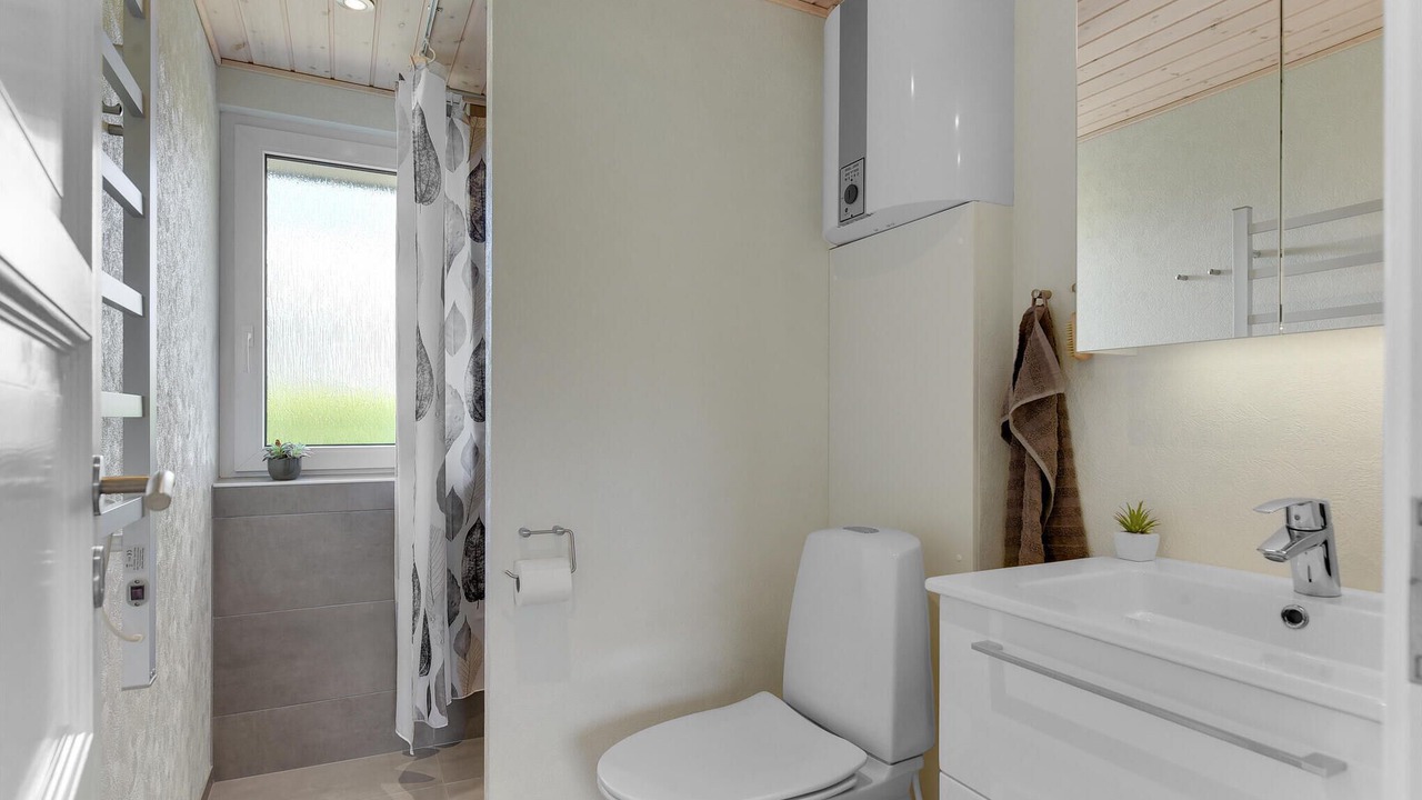 Photo of Bathroom in Diernæs