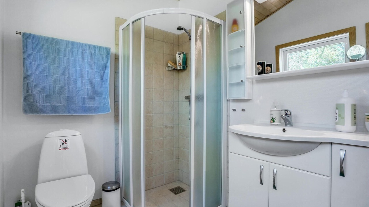 Photo of Bathroom in Hojby