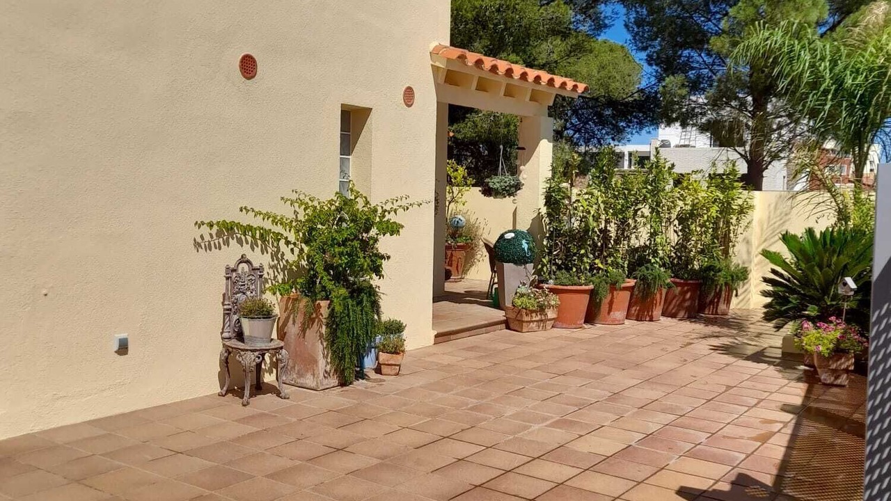 Photo of Patio Balcony in L'Escala