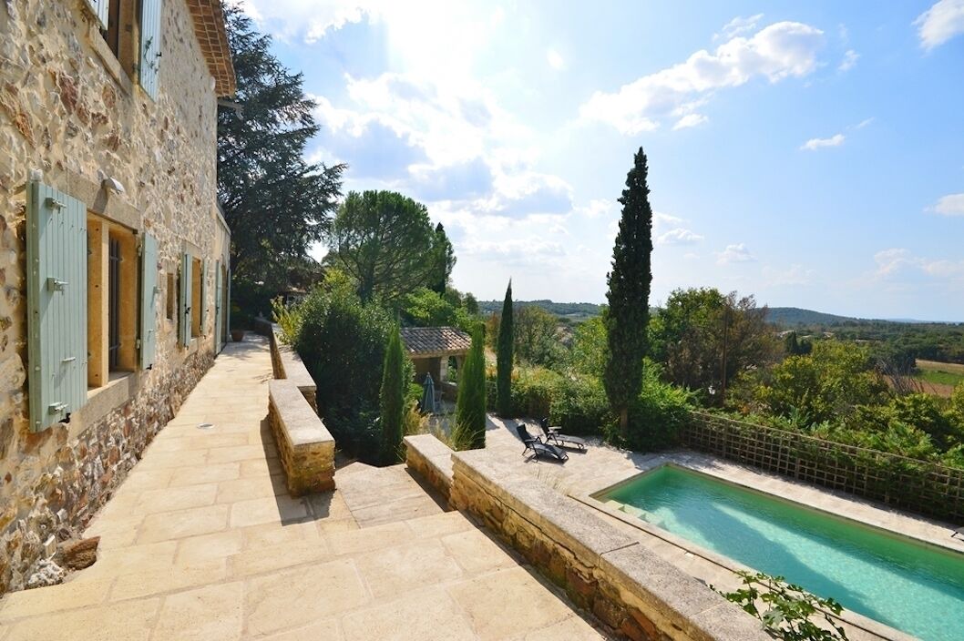 Photo of Outdoor in La Capelle-et-Masmolene