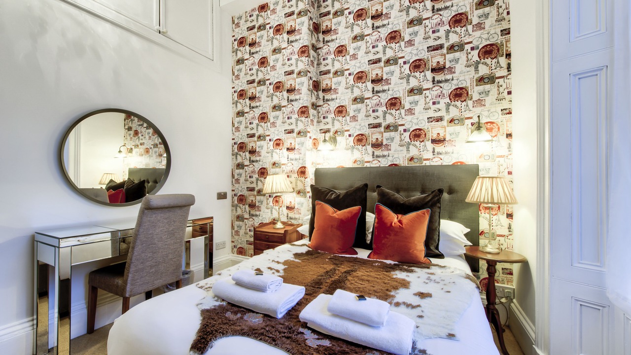 Photo of Others in Kelvinbridge