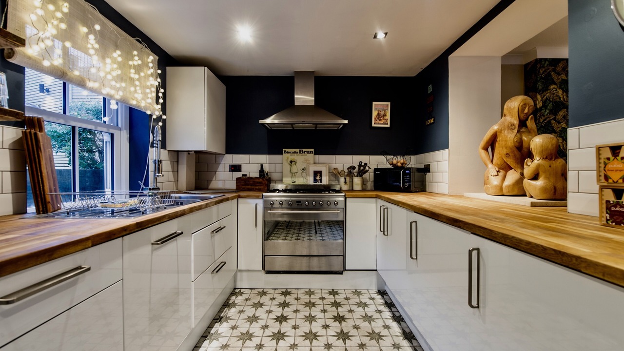 Photo of Others in Kelvinbridge