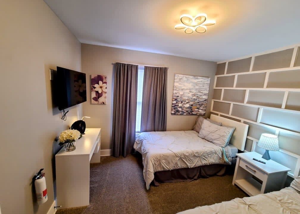 Photo of Bedroom in Vine