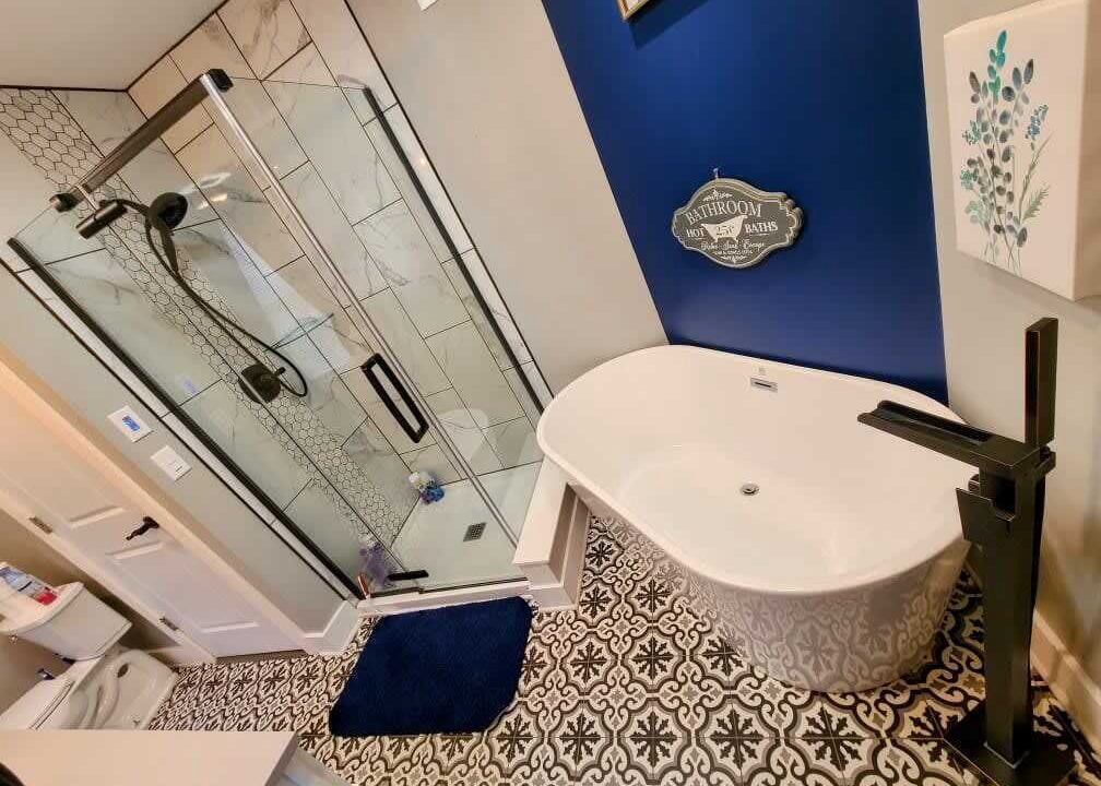 Photo of Bathroom in Vine