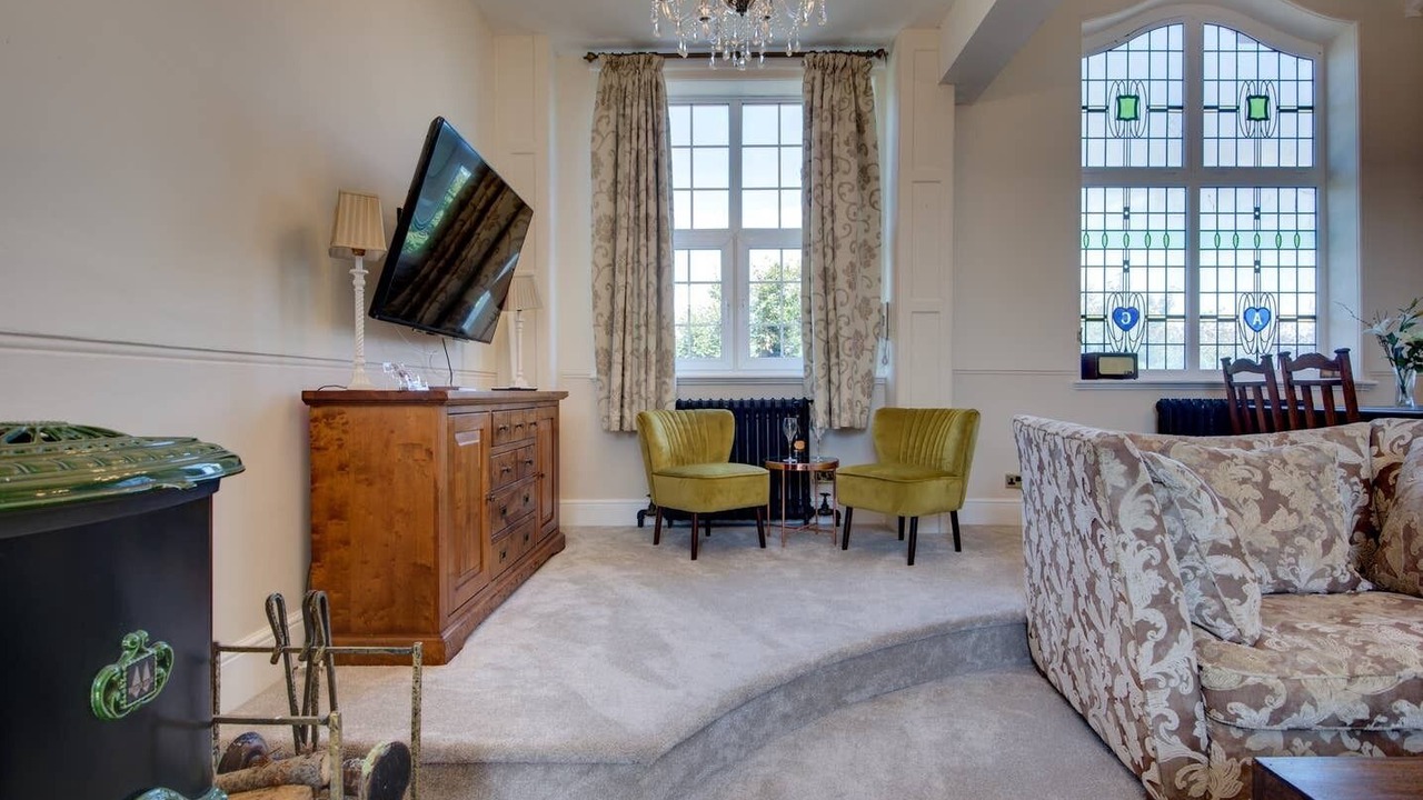 Photo of Livingroom in Swinton