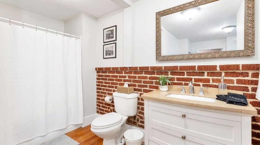 Photo of Bathroom in Old Town