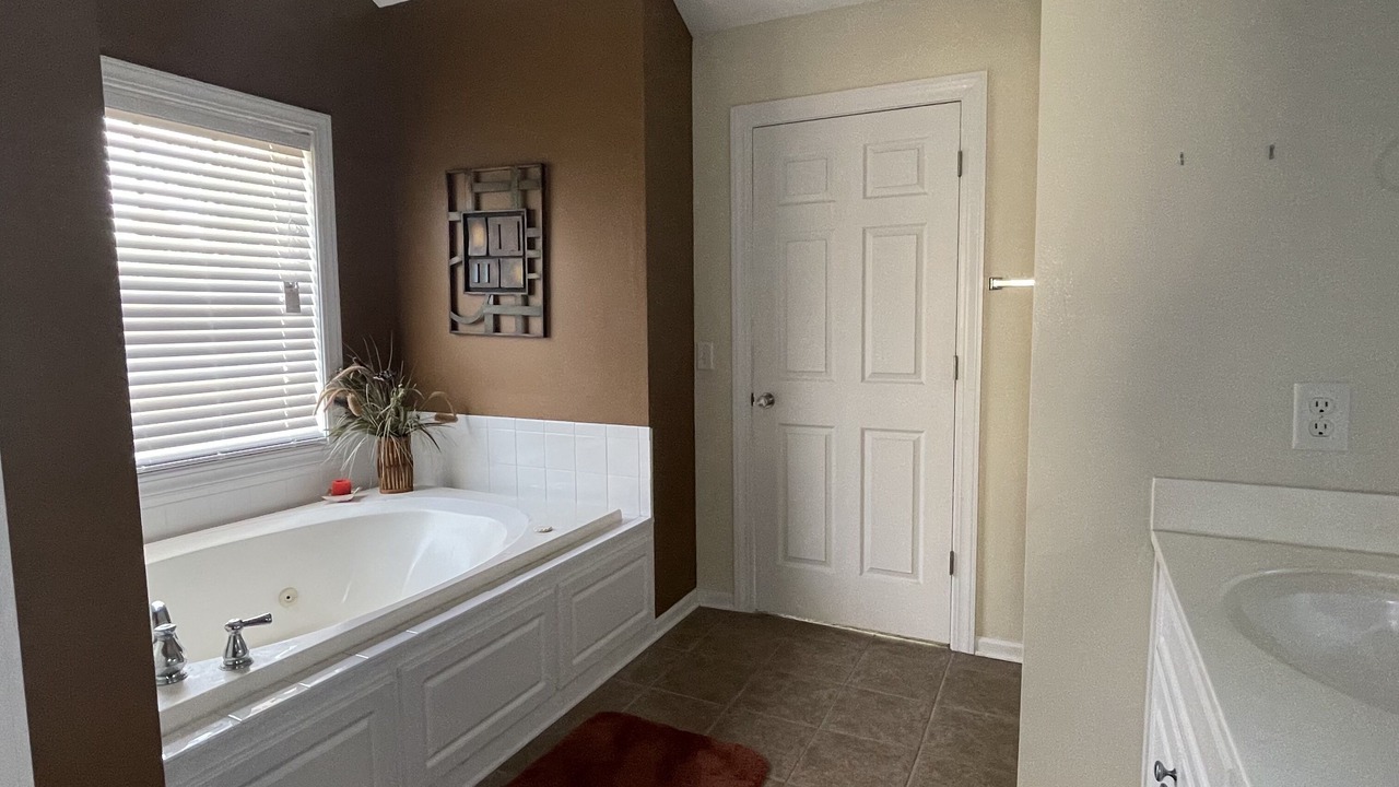Photo of Bathroom in Lake Carolina