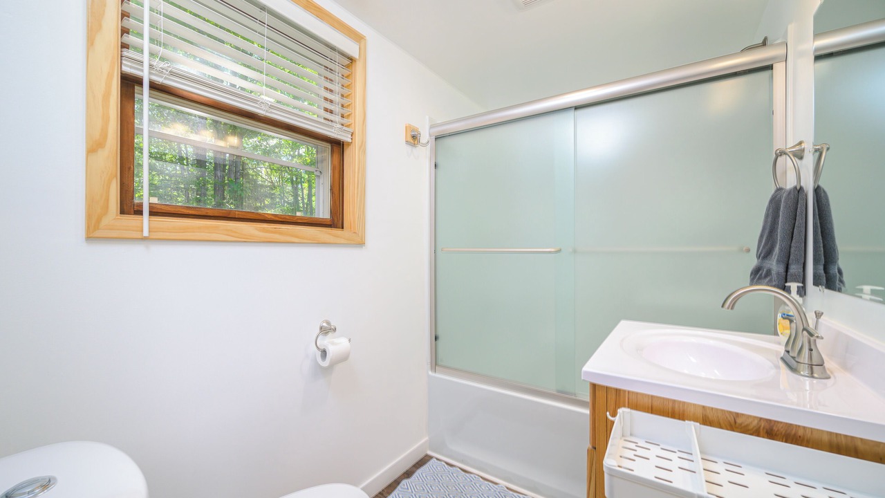 Photo of Bathroom in Rumely